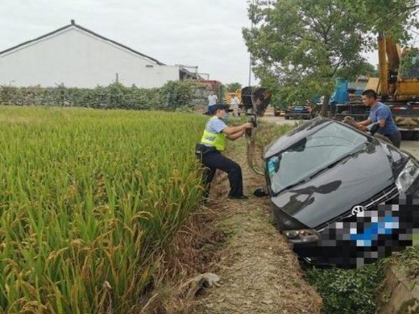 铁岭开发区吊车电话_吊车出租的安全问题是每个工作人员都应该